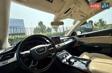 Седан Audi A8 2013 в 