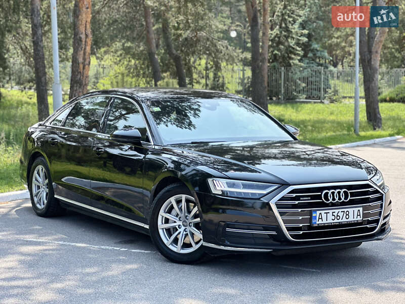 Седан Audi A8 2021 в Киеве