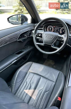 Седан Audi A8 2021 в 