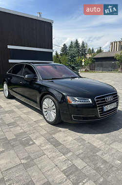 Седан Audi A8 2015 в 
