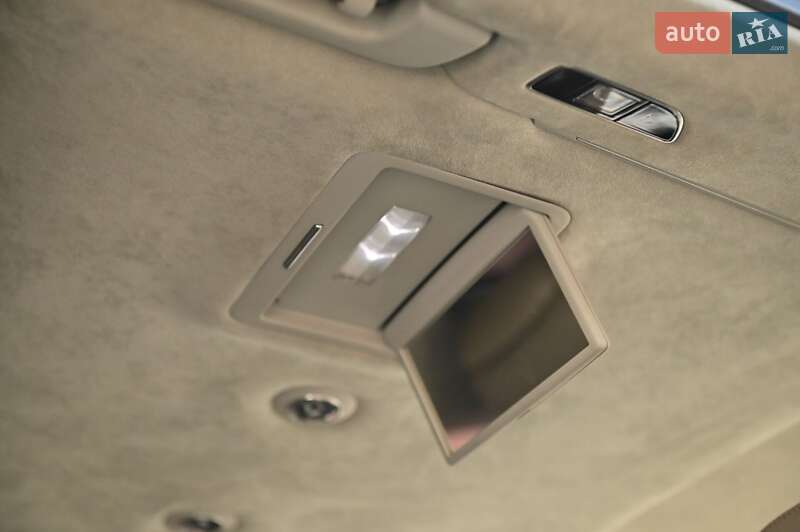 Седан Audi A8 2010 в Рівному