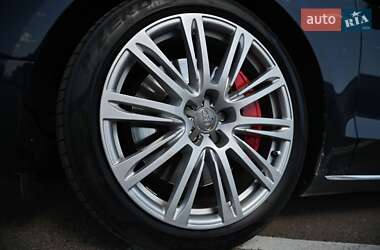 Седан Audi A8 2010 в 