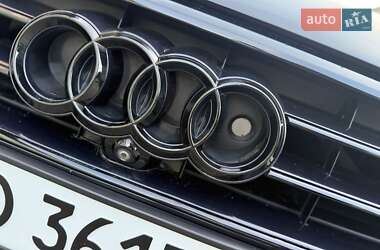 Седан Audi A8 2018 в 