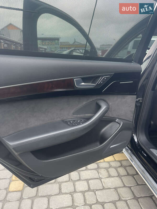 Седан Audi A8 2013 в Львове фото 12 Седан Audi A8 2013 в Львове