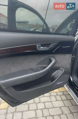 Седан Audi A8 2013 в 