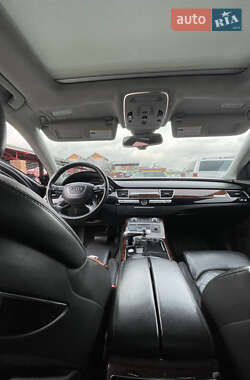 Седан Audi A8 2013 в 