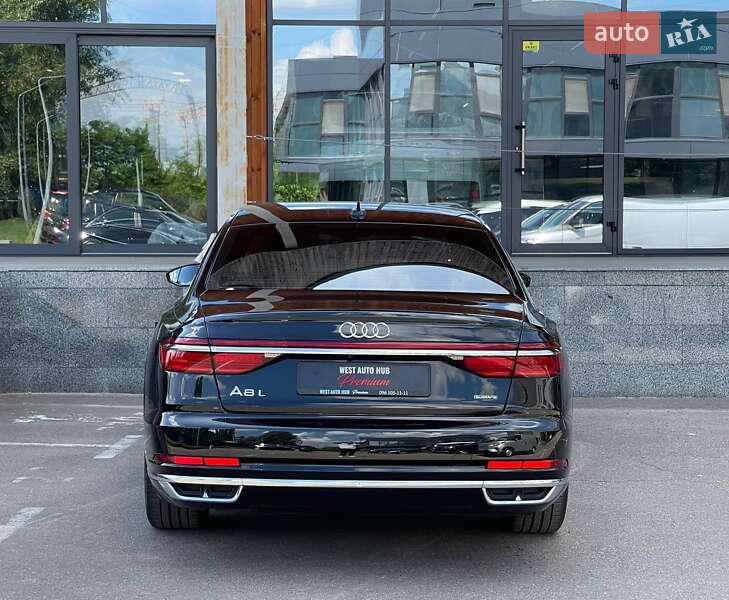 Седан Audi A8 2021 в Киеве