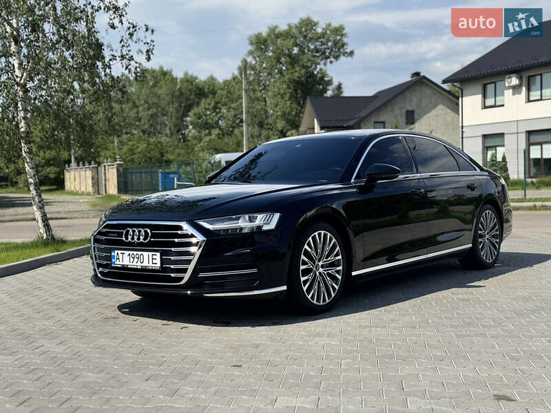 Седан Audi A8 2021 в Ивано-Франковске