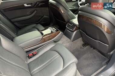 Седан Audi A8 2017 в 