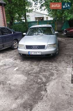 Седан Audi A8 2001 в 