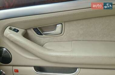 Седан Audi A8 2008 в 
