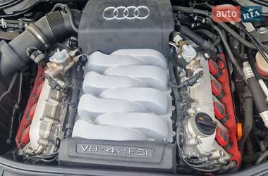 Седан Audi A8 2008 в 