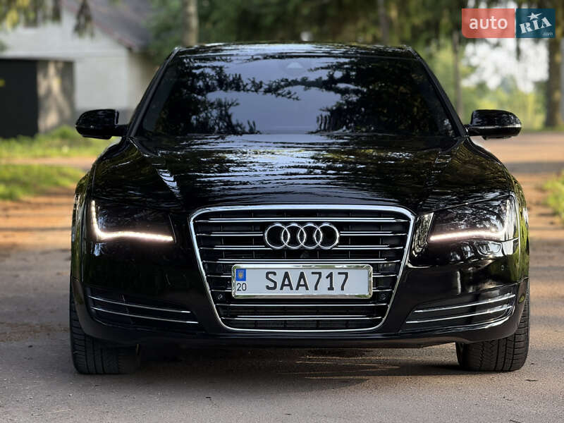 Седан Audi A8 2011 в 
