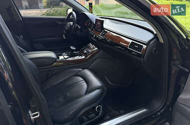 Седан Audi A8 2011 в 