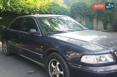 Седан Audi A8 1997 в Дніпрі
