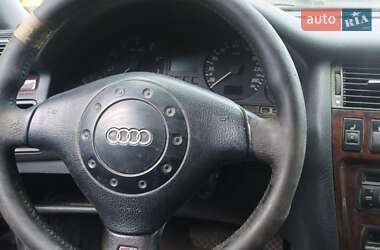 Седан Audi A8 1997 в Дніпрі