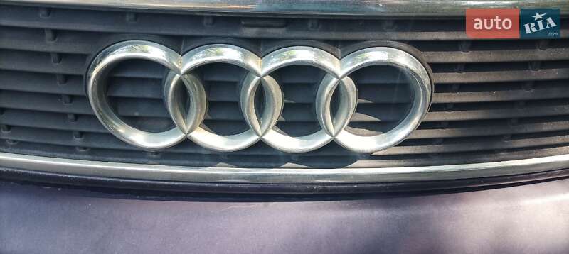 Седан Audi A8 1997 в Дніпрі