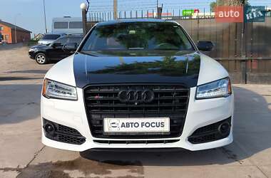 Седан Audi A8 2017 в 