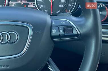 Седан Audi A8 2017 в 