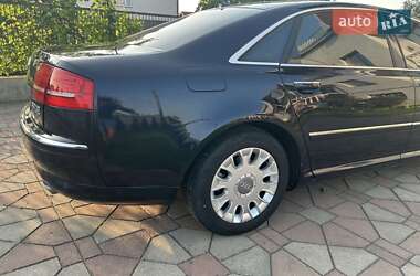 Седан Audi A8 2009 в 