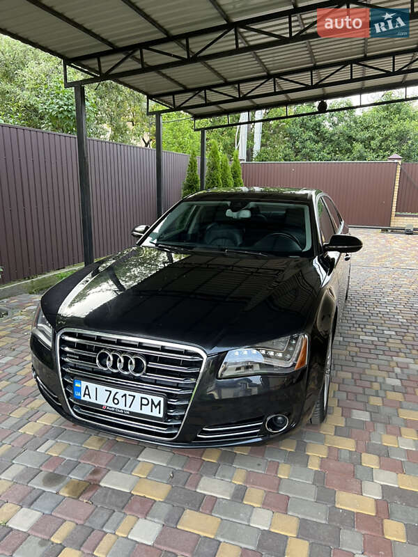Седан Audi A8 2012 в 