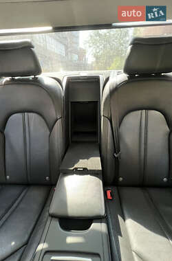 Седан Audi A8 2012 в 