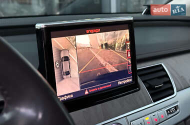 Седан Audi A8 2013 в 