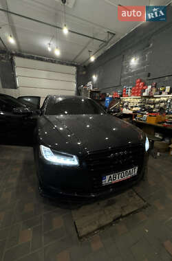 Седан Audi A8 2013 в 