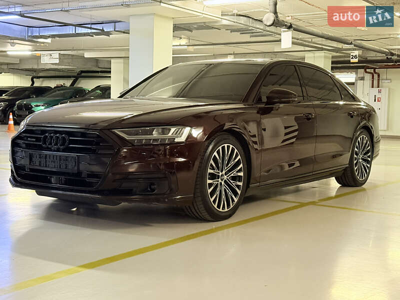 Седан Audi A8 2018 в Києві