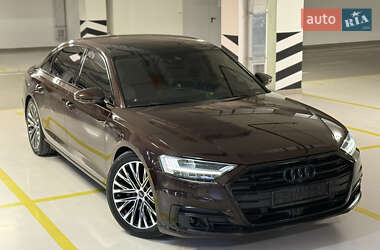 Седан Audi A8 2018 в 