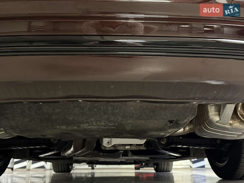 Седан Audi A8 2018 в Києві