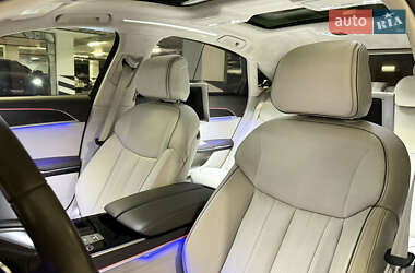 Седан Audi A8 2018 в 