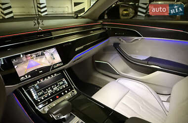 Седан Audi A8 2018 в 
