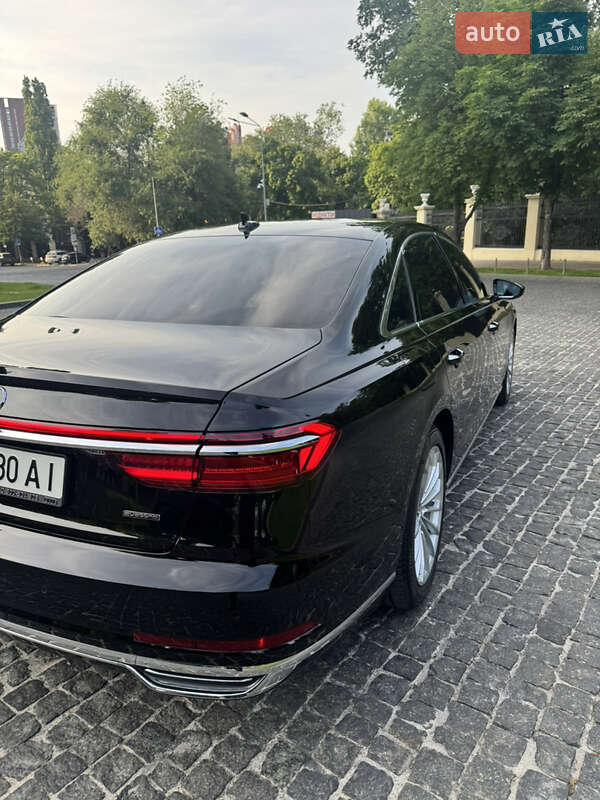 Седан Audi A8 2020 в Днепре