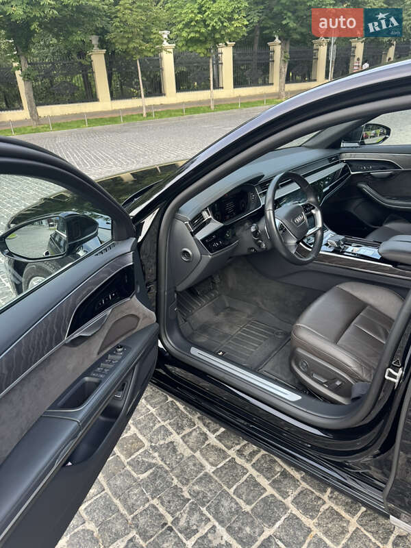Седан Audi A8 2020 в Днепре