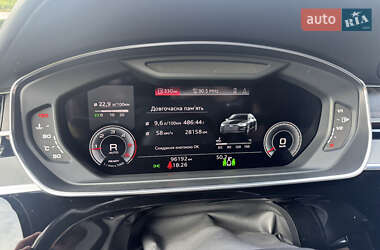 Седан Audi A8 2020 в 