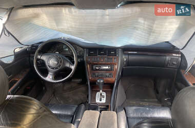 Седан Audi A8 1997 в 