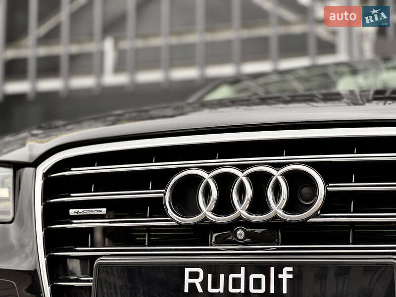Седан Audi A8 2013 в Киеве