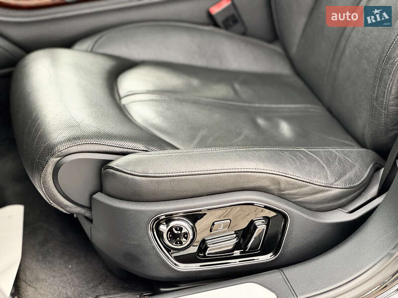 Седан Audi A8 2013 в Киеве