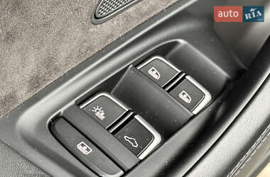 Седан Audi A8 2013 в 