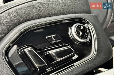 Седан Audi A8 2013 в 