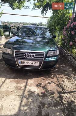Седан Audi A8 1998 в 