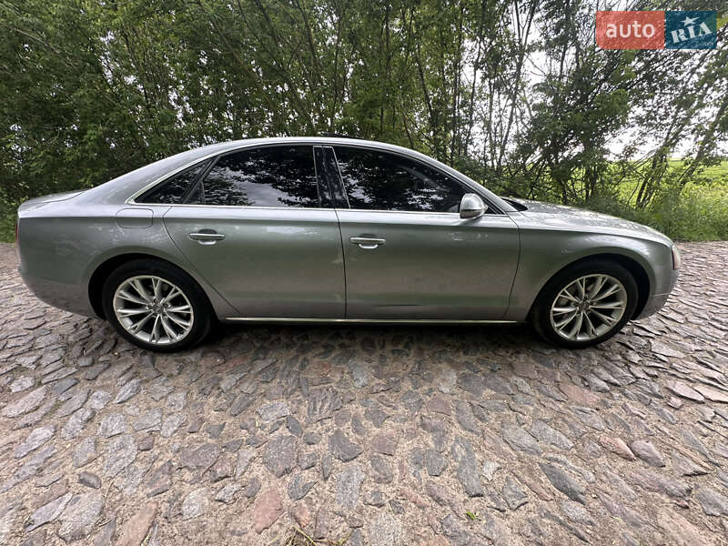 Седан Audi A8 2012 в Василькове