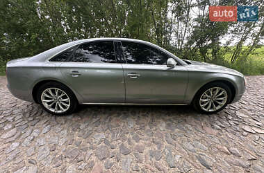 Седан Audi A8 2012 в 