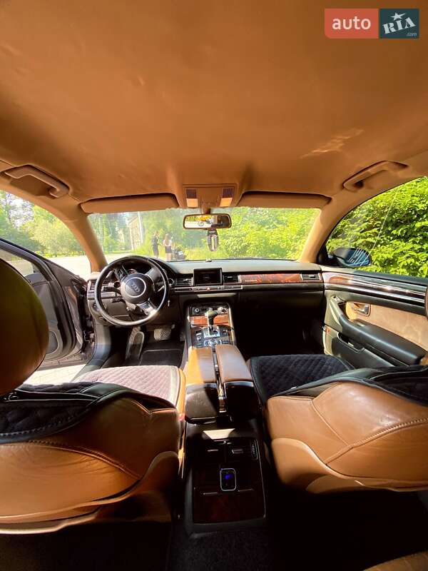 Седан Audi A8 2003 в Надвірній