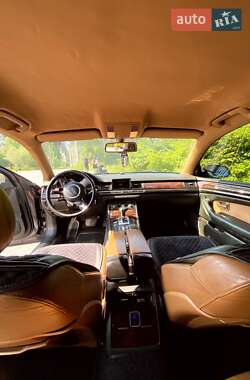 Седан Audi A8 2003 в 