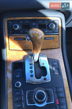 Седан Audi A8 2006 в 