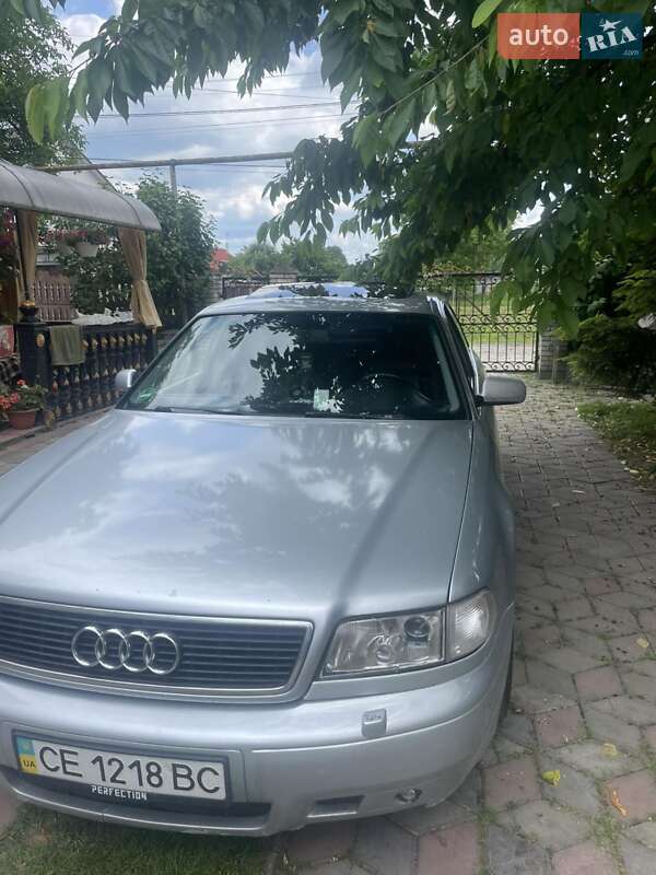 Седан Audi A8 1997 в Чернівцях