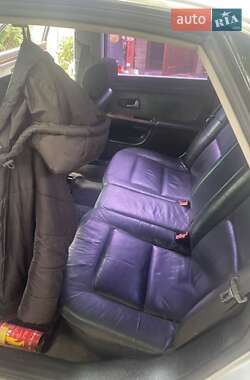 Седан Audi A8 1997 в Чернівцях