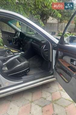 Седан Audi A8 1997 в Чернівцях